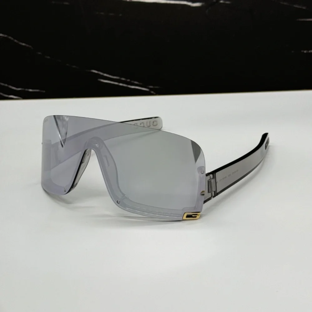 NEW GG1637S 002 GUCCI SHIELD WOMEN SUNGLASSES GREY GUCCI - Picture 3 of 12